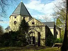 Le mausolée de Bismarck à Friedrichsruh qui ressemble fortement à une église