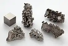 Bismuth 83Bi.