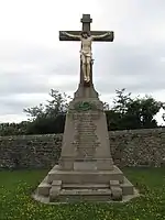 Monument aux morts« Monument aux morts de Biville », sur Wikimanche