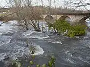 La cascade du Blâme vue du dessus et en période de crue.