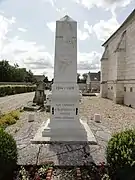 Le monument aux morts.