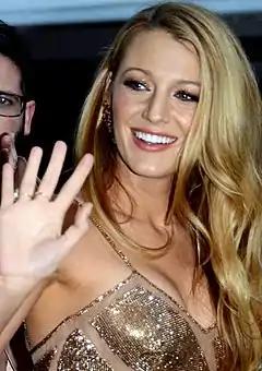 Blake Lively interprète Serena.