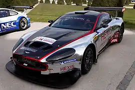 Aston Martin DBRS9 de l'écurie Hexis Racing en 2011.