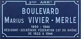 Voir la plaque.