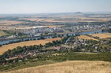 Vue de Žalhosticedepuis le mont Radobýl.