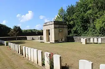 Blighty Vallée Cemetery.