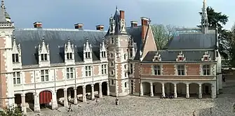 L'aile Louis-XII du château de Blois.