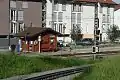 La gare de Blonay (en avant-plan la voie à crémaillère (système Strub) des Chemins de fer Électriques Veveysans (CEV) Blonay - Les Pléiades)