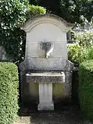 Fontaine.