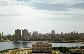 Entre Miramar et Vedado.