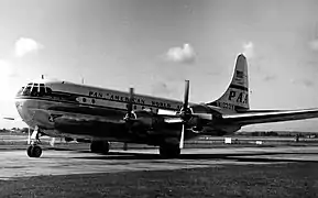 Boeing 377 Stratocruiser de Pan Am en 1954