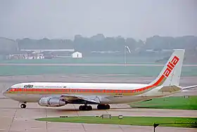 JY-ADO, le Boeing 707 impliqué, ici à l'aéroport d'Heathrow, 2 ans avant l'accident