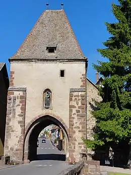 Tour-Basse ou des remparts