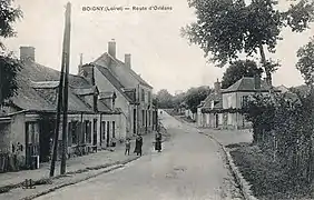 Le café et la place vers 1920