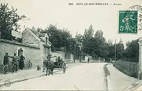 L'avenue de Brolles vers 1910.