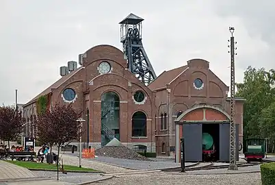 Entrée de la mine du Bois du Cazier de Marcinelle après rénovation.