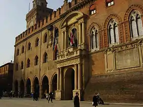 Photographie montrant le Palais d'Accursio à Bologne, qui abrite le musée Morandi