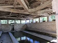 Intérieur du lavoir de Bologne Haute-Marne.
