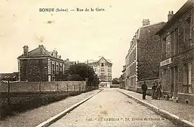 La rue de la Gare, vers le nord.