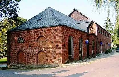 Photo couleur du moulin de l'abbaye en 2006.