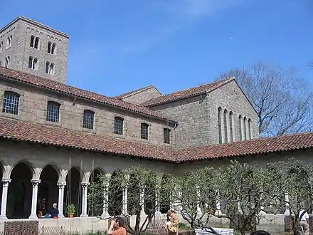 Cloître de Bonnefont.