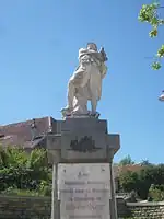 Monument aux morts.