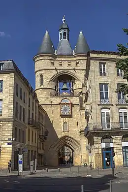 Porte Saint-Éloi (La Grosse Cloche).