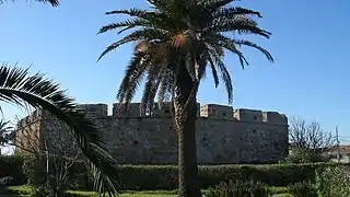 Borj Tamentfoust situé à l'opposé de la Baie d'Alger.