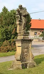 Statue de saint Antoine de Padoue à Borovnice.