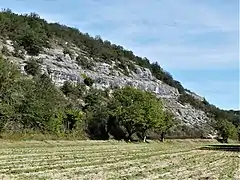 Coteau au nord du moulin Neuf.