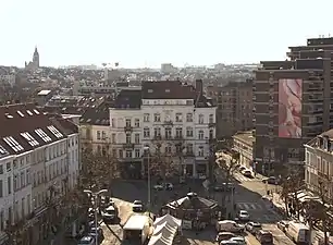 Art public : peinture monumentale de Guillaume Bottazzi à Bruxelles