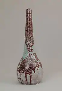 Vase bouteille (vers 1890), New York, Metropolitan Museum of Art.
