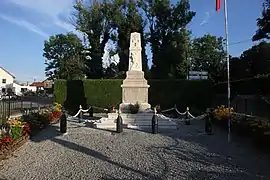 Monument aux morts.