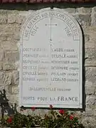 Monument aux morts du cimetière.