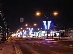 Le boulevard en hiver, à l'est de la rue Lise.