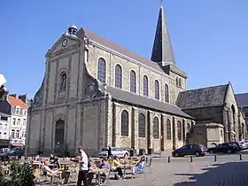 L'église Saint-Nicolas de Boulogne-sur-Mer du XIIIe siècle, reconstruite par Giraud Sannier.