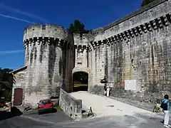 L'entrée du château.