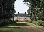 Le château vu du parc.