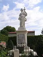 Monument aux morts de Boutiers-Saint-Trojan
