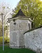 Pavillon (château de Bélou).