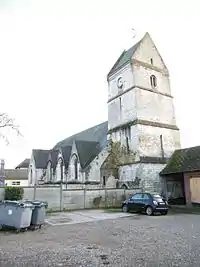 L'église Saint-Hilaire.