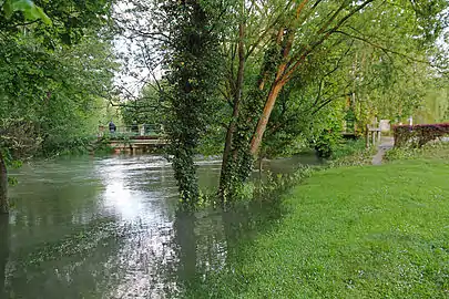 à Villepart (commune de Bréviandes)...