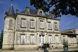 Le château des Borges.