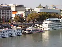 Embarcadère Twin City Liner à Vienne
