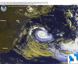 Le cyclone Catarina approchantde la côte du Brésil.