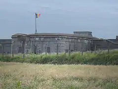 Vue générale de l’entrée du fort.