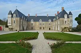 Château de Beaumarchais.