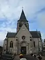 L'église Saint-Aubin ou Saint-Martin.