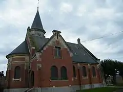 L'église Saint-Firmin.