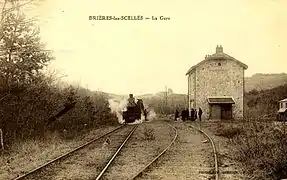 Gare de Brières-les-Scellés (Essonne).